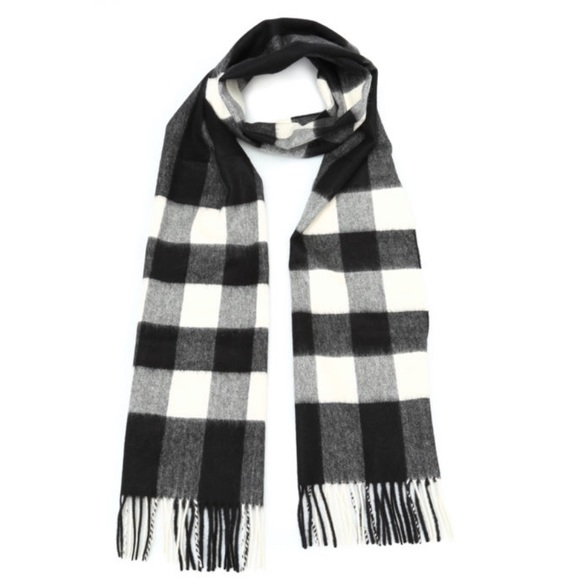BURBERRY Mega Check Cashmere Scarf - Picture 2 of 6